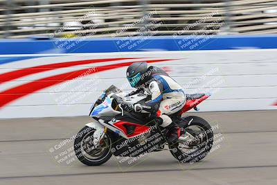 media/May-29-2022-Fastrack Riders_ [[fc0f8b1a06]]/Level 2/Start Finish/